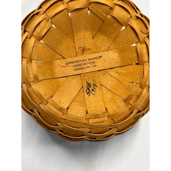 1999 Longaberger Heartland Button Basket 7"RD x 3"H - Picture 3 of 3